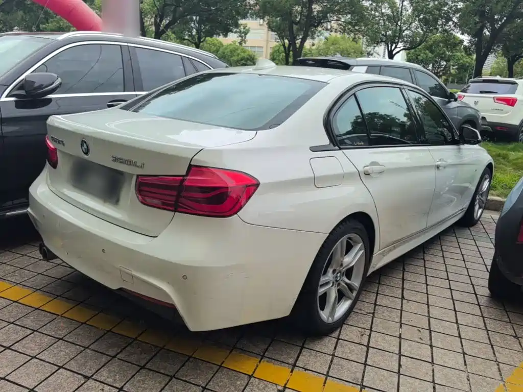 BMW 3 Series 2019