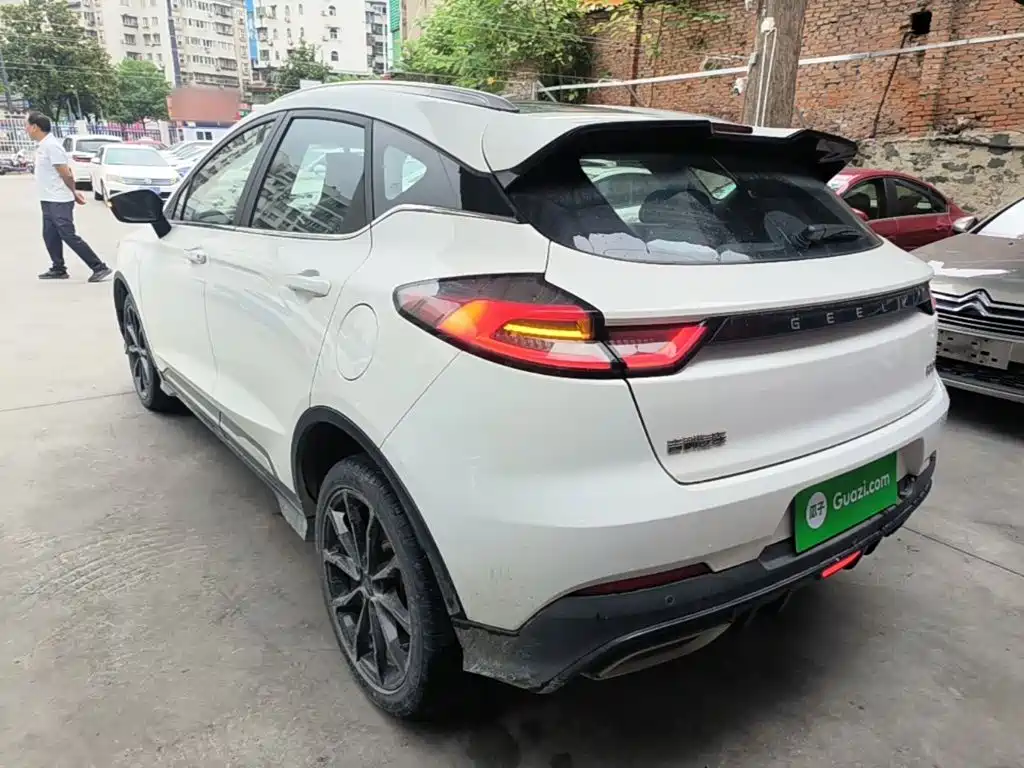 Geely Emgrand S 2021 — фото 5