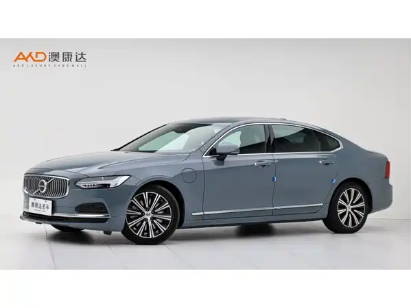 Volvo S90 Plug-In Hybrid 2021
