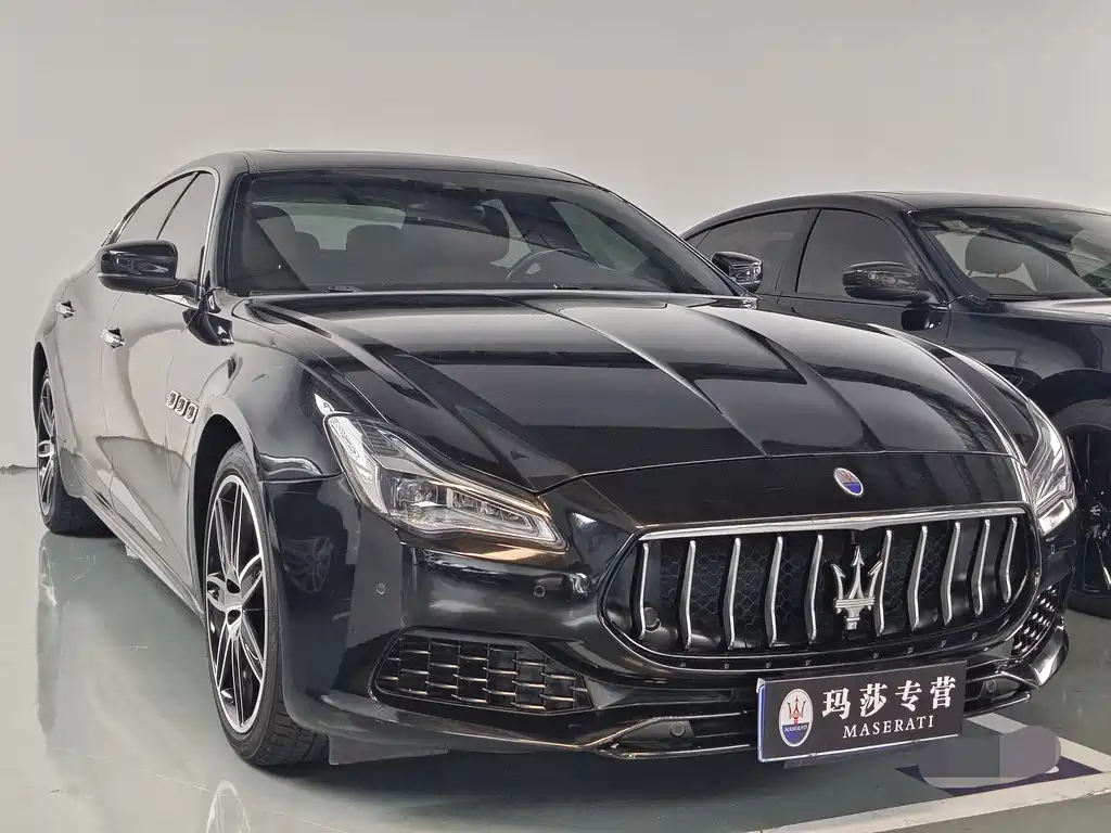 Maserati Quattroporte 2018 — фото 3