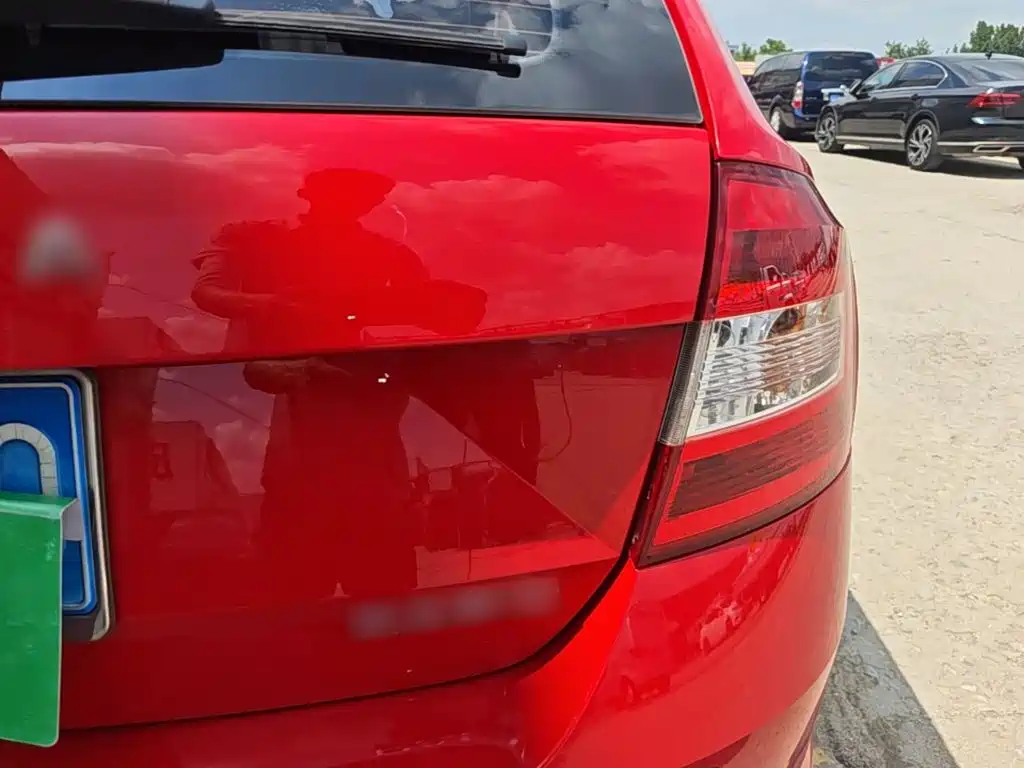 Skoda Rapid Spaceback 2020 — фото 8