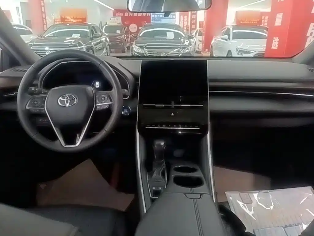 Toyota Avalon 2022 — фото 10