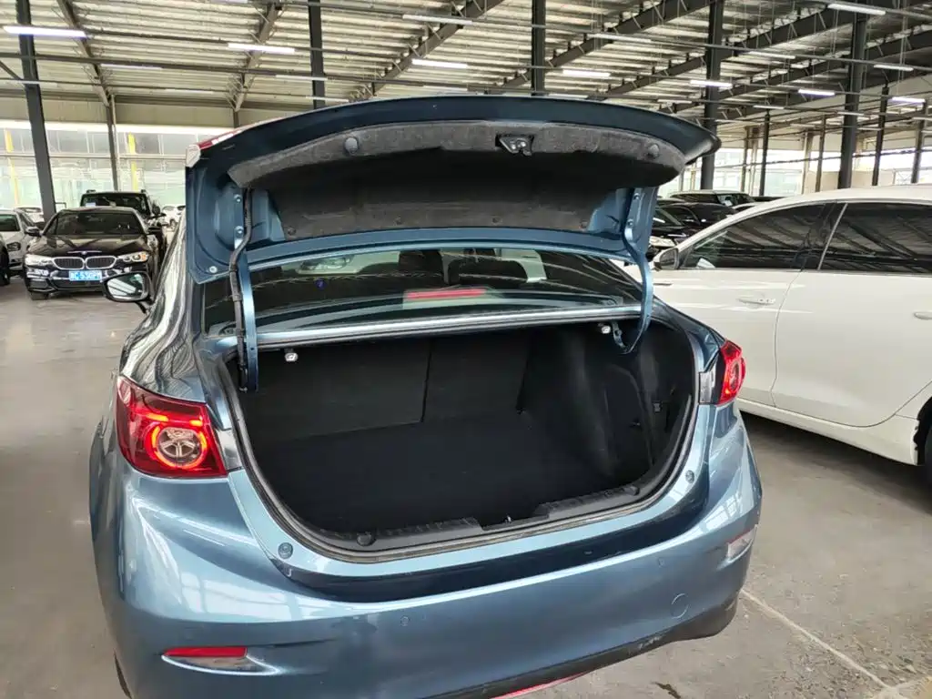 Mazda 3 Angkesela 2018 — фото 19