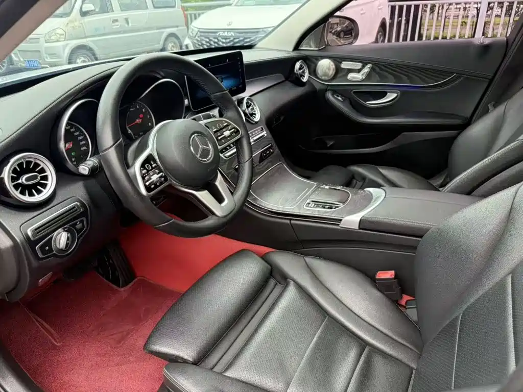 Mercedes-Benz C-Class 2019
