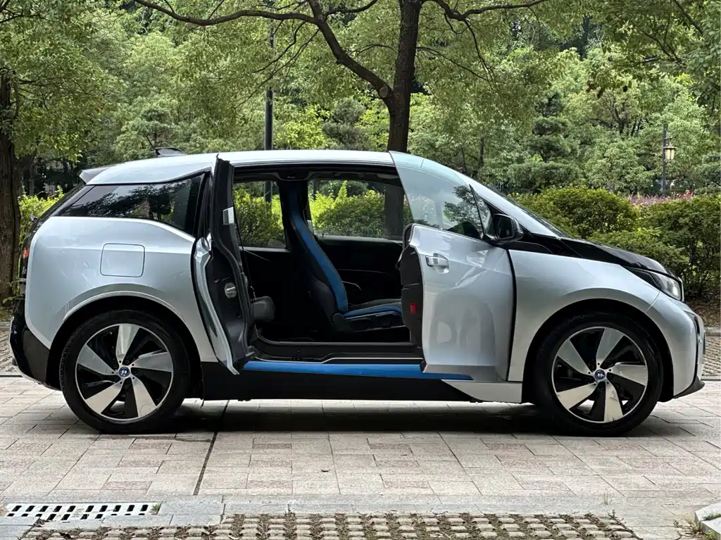 BMW i3 2017 — фото 7