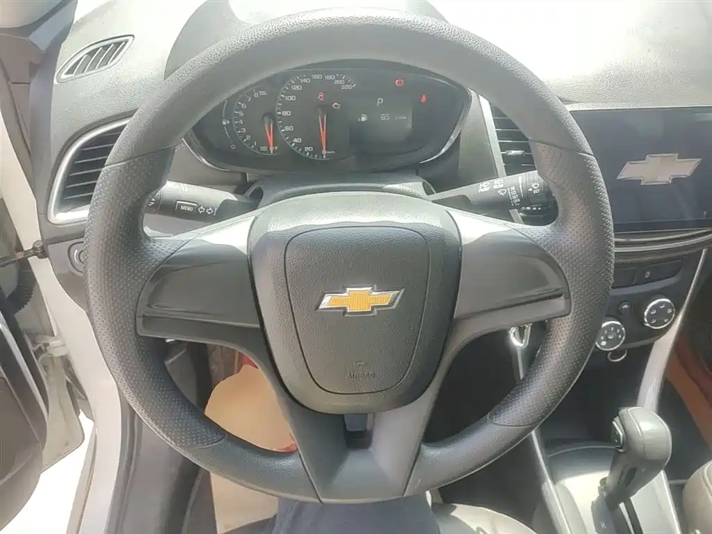 Chevrolet Trax 2017 — фото 11