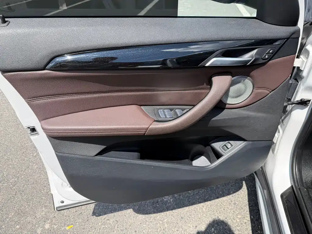 BMW X1 2022 — фото 10