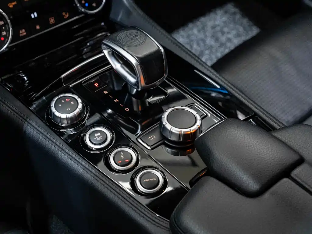 Mercedes-Benz CLS AMG 2015 — фото 9