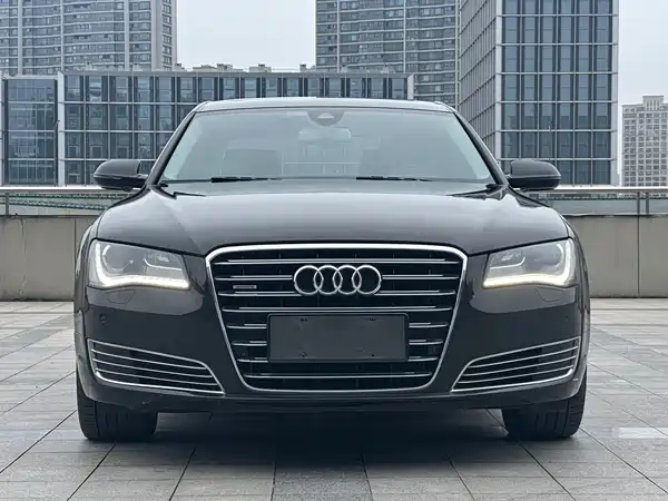 Audi A8 2014