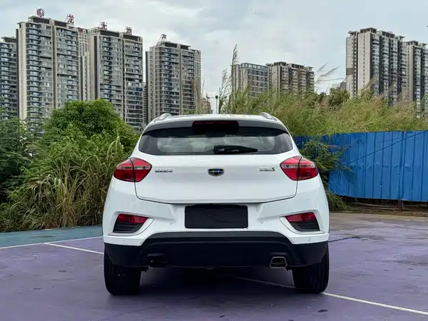Geely Emgrand GS 2018