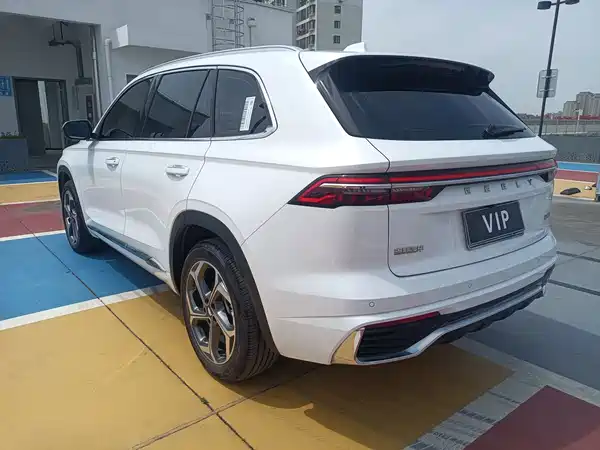 Geely Xingyue L 2025