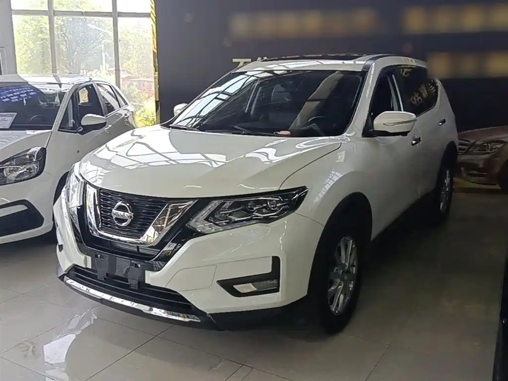 Nissan X-Trail 2021 — фото 1