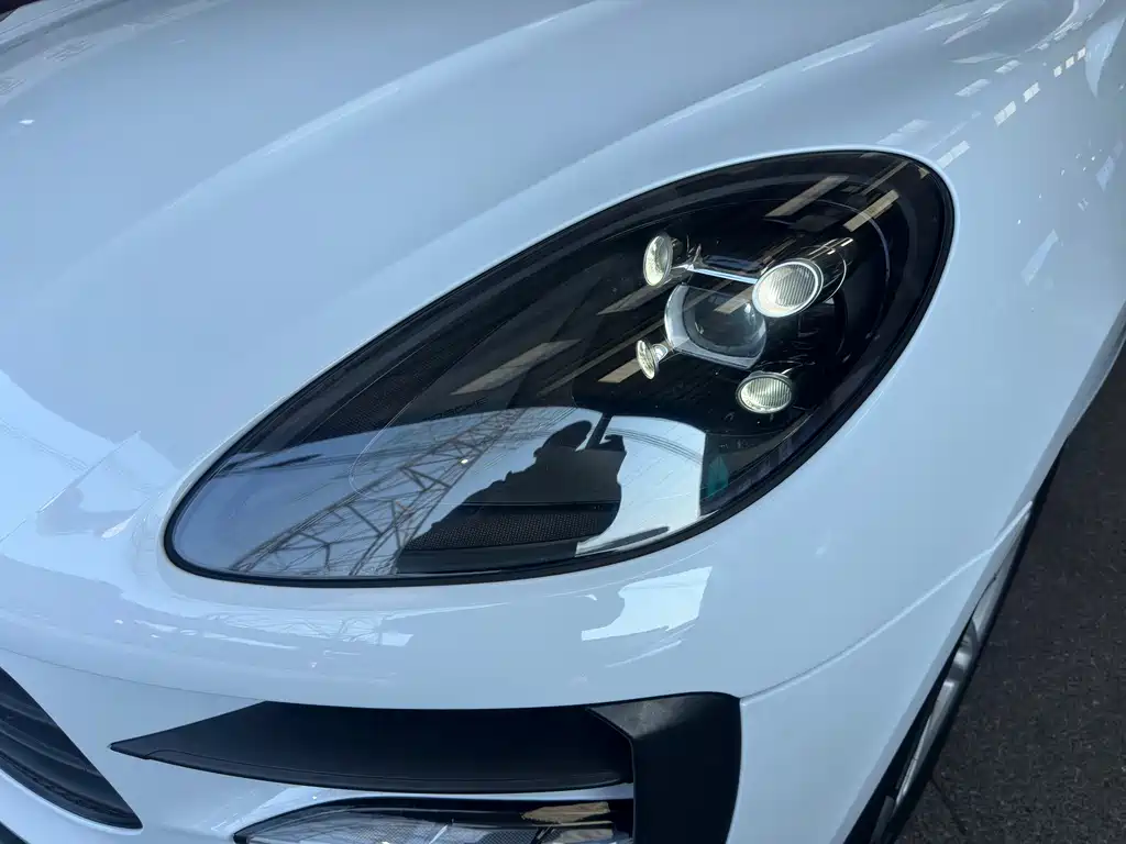 Porsche Macan 2020 — фото 9