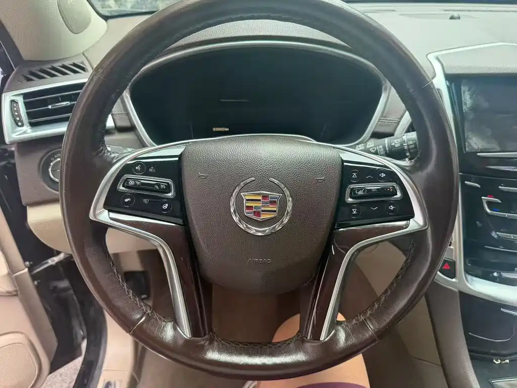 Cadillac SRX 2014 — фото 6