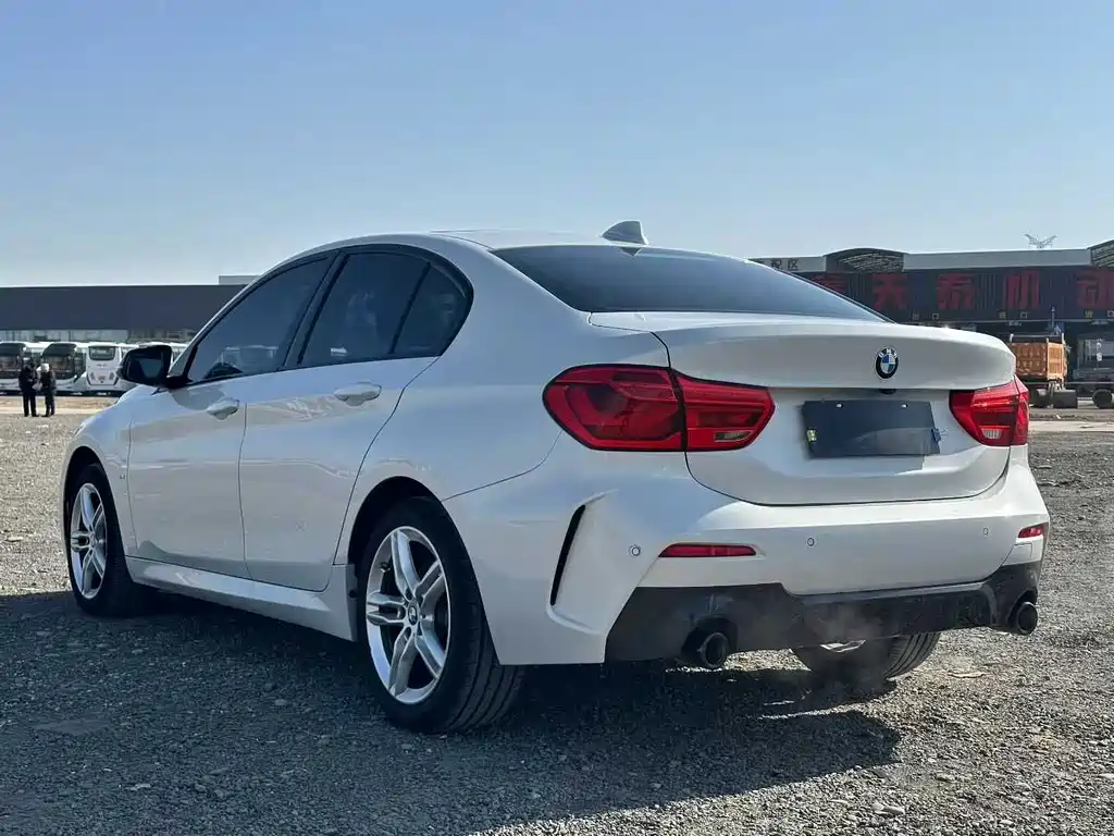 BMW 1 Series 2022