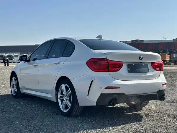 BMW 1 Series 2022