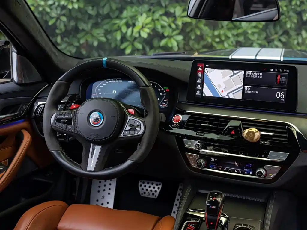 BMW M5 2021 — фото 14