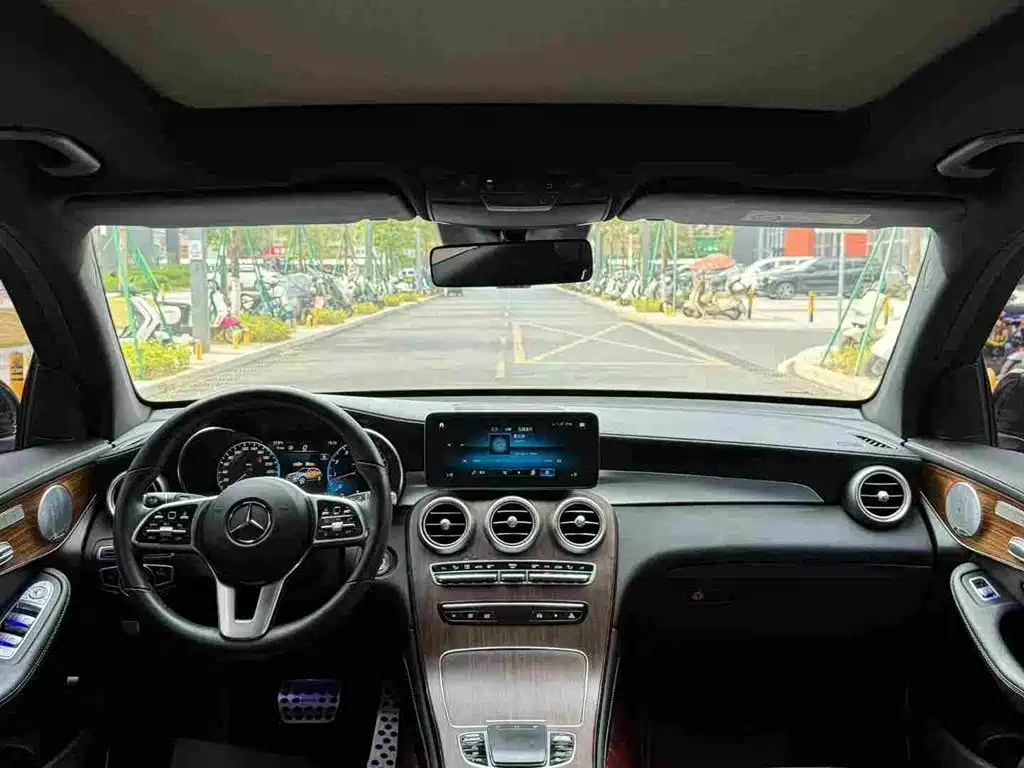 Mercedes-Benz GLC 2020 — фото 4