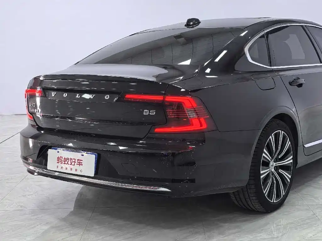 Volvo S90 2022 — фото 9