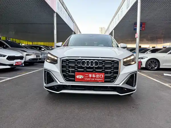 Audi Q2L 2022