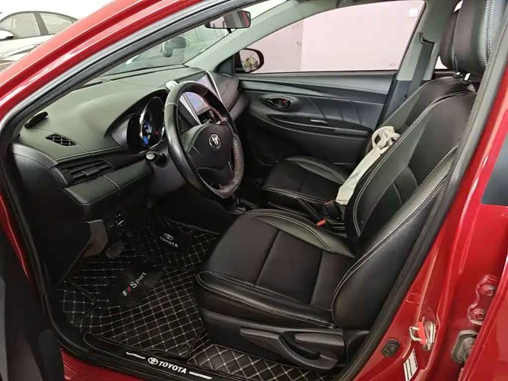 Toyota Yaris L 2019 — фото 15