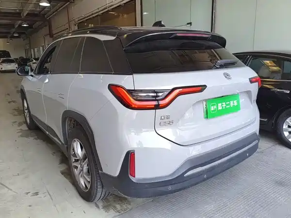 NIO ES6 2020