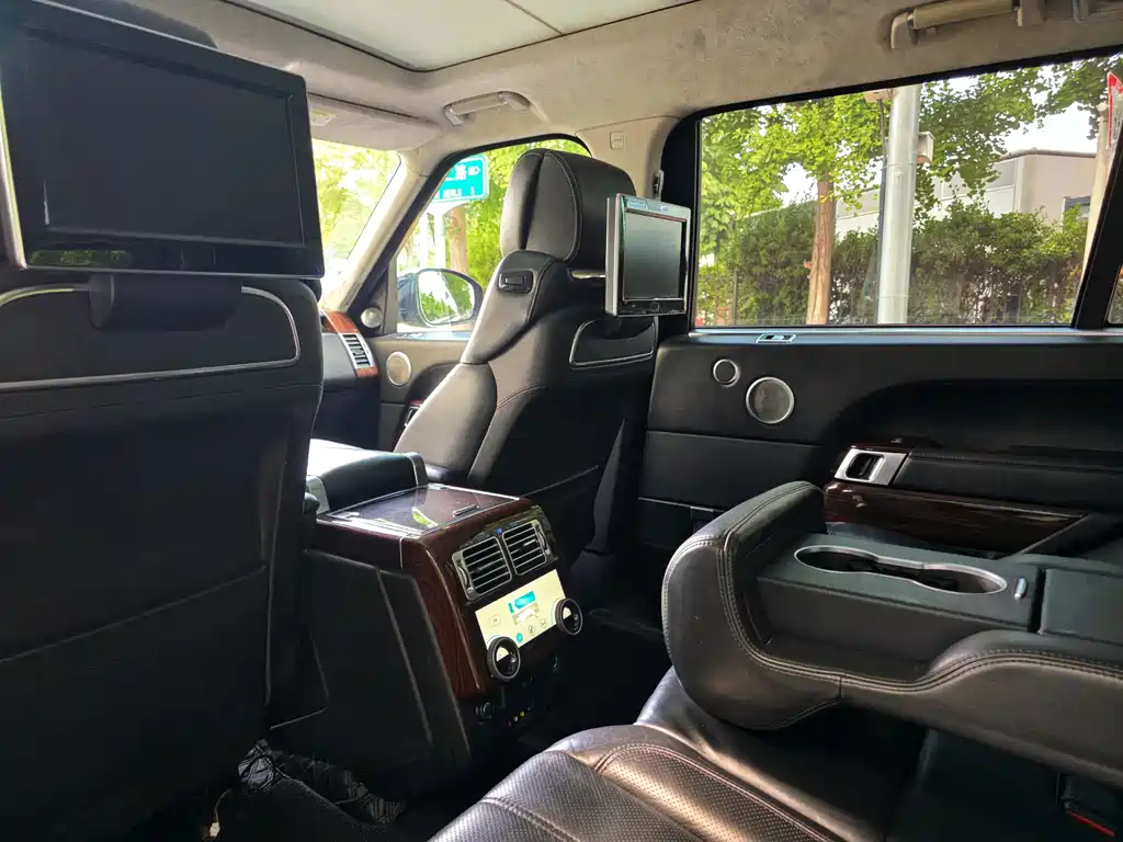 Land Rover Range Rover 2015 — фото 16