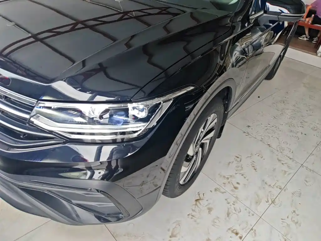 Volkswagen Tiguan L 2024 — фото 24