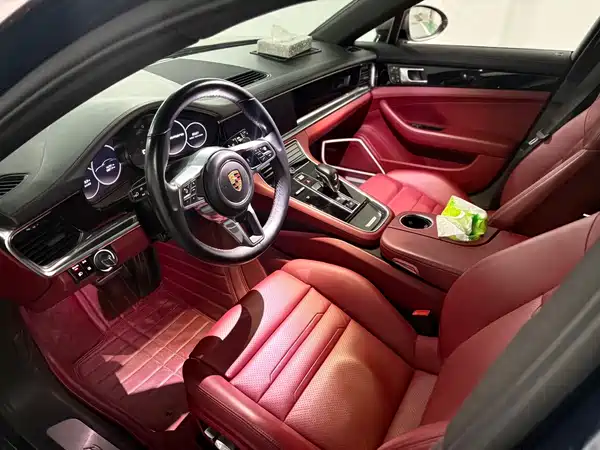 Porsche Panamera 2019