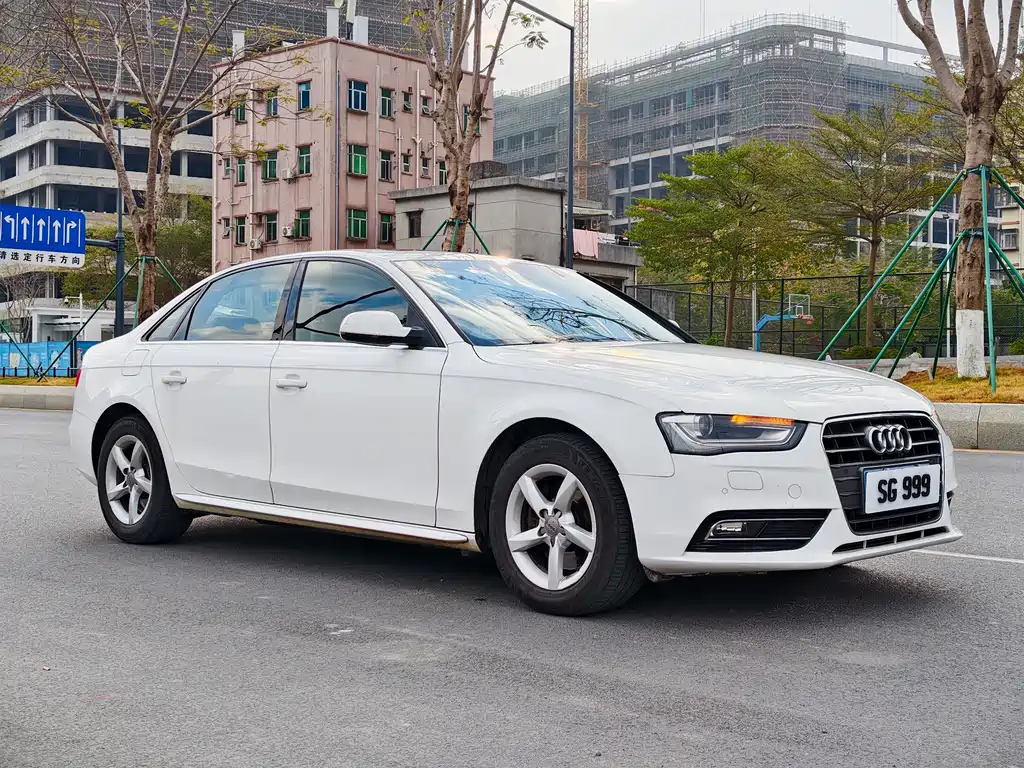 Audi A4L 2013 — фото 3