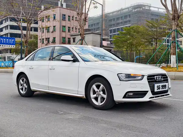 Audi A4L 2013