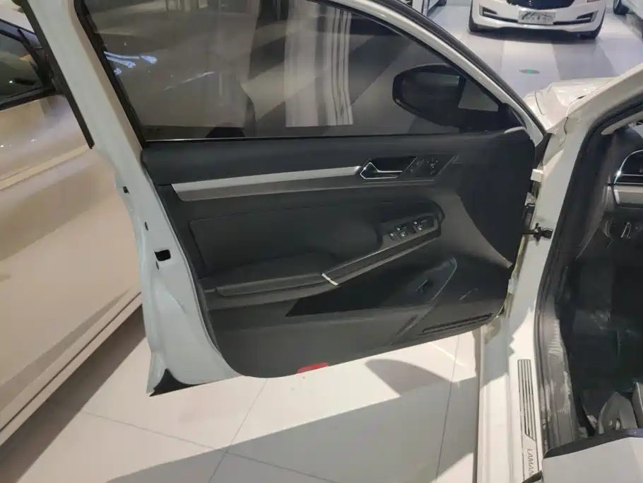 Volkswagen Lamando 2021