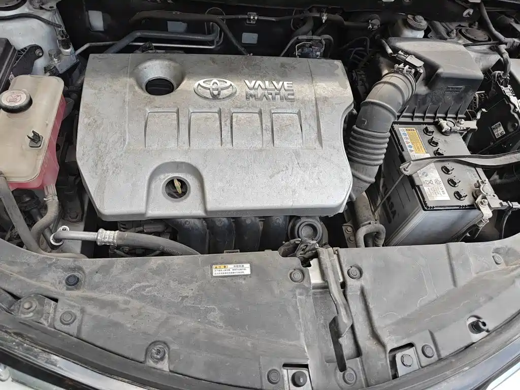 Toyota RAV4 2019 — фото 11