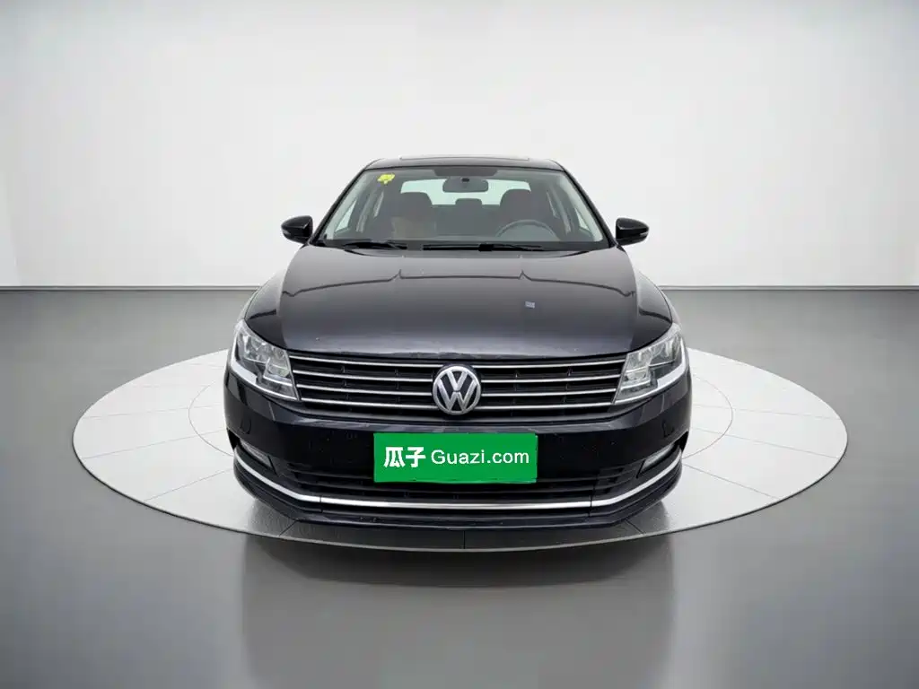 Volkswagen Lavida 2015