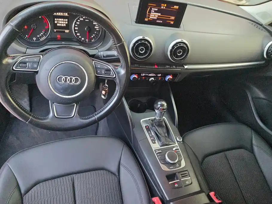 Audi A3 2014 — фото 12