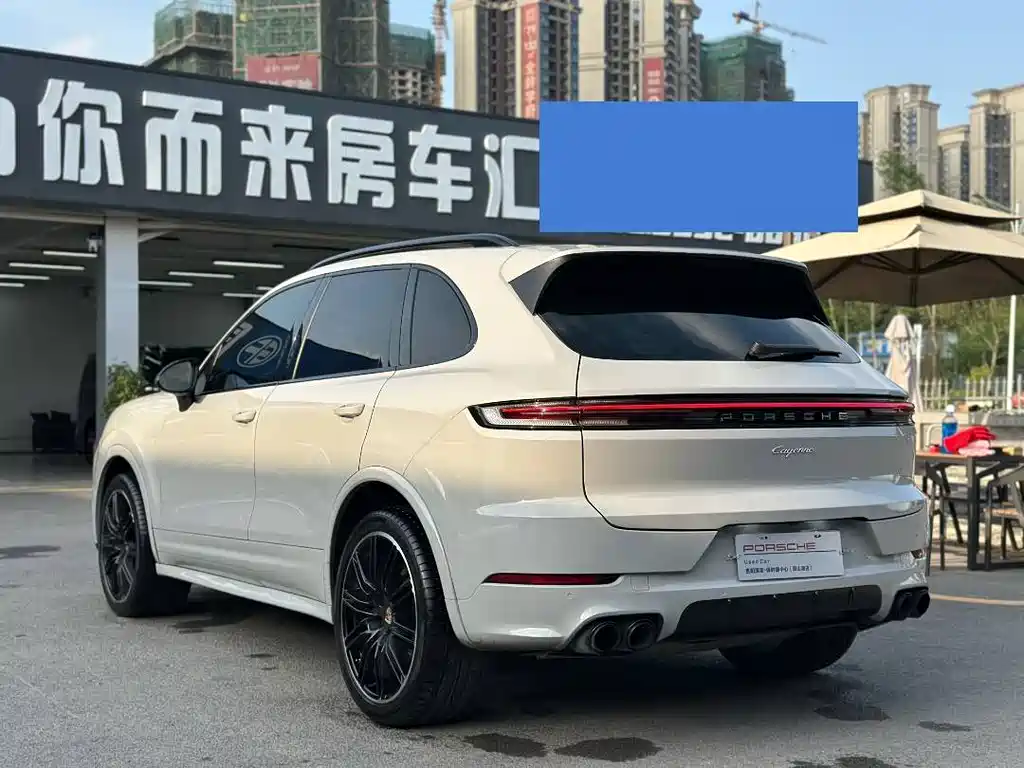 Porsche Cayenne 2015 — фото 19