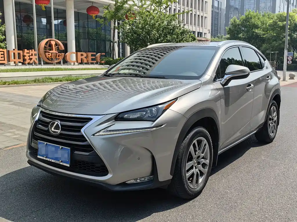 Lexus NX 2017 — фото 1