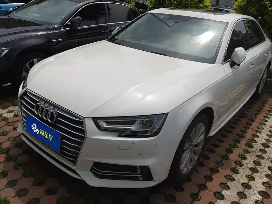 Audi A4L 2019