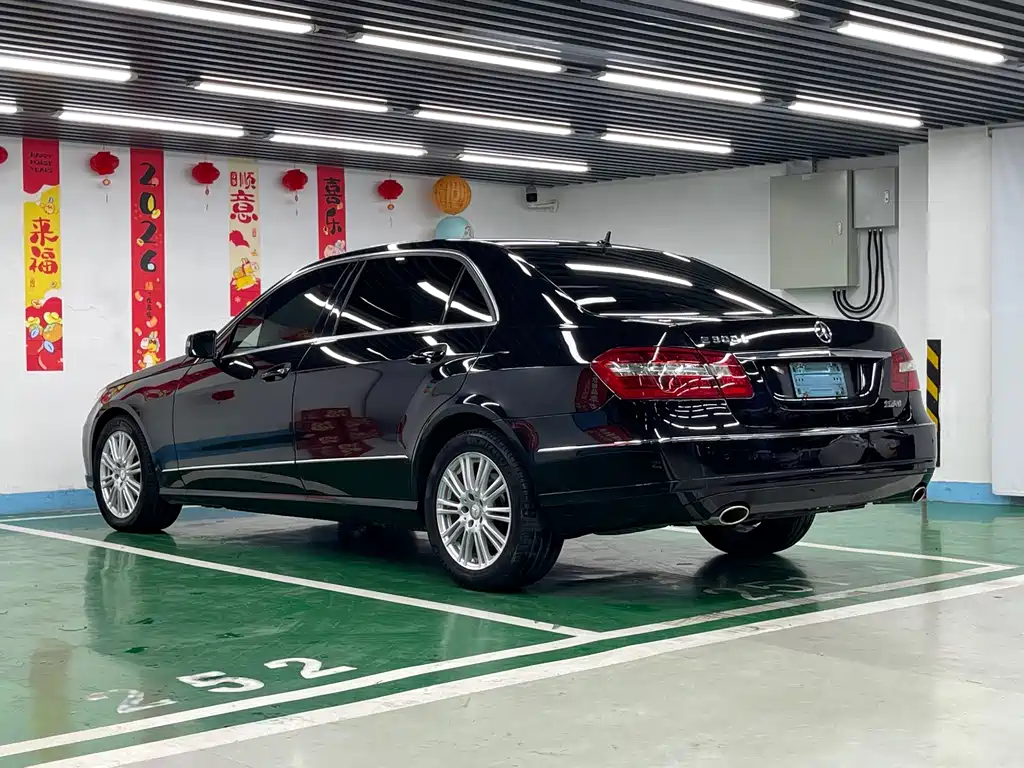 Mercedes-Benz E-Class 2012