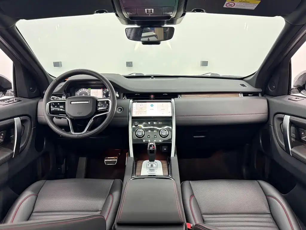 Land Rover Discovery Sport 2023 — фото 9