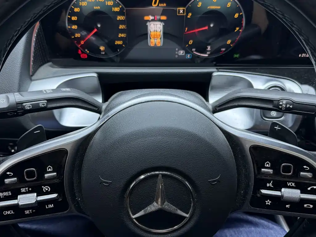 Mercedes-Benz GLB 2022 — фото 13
