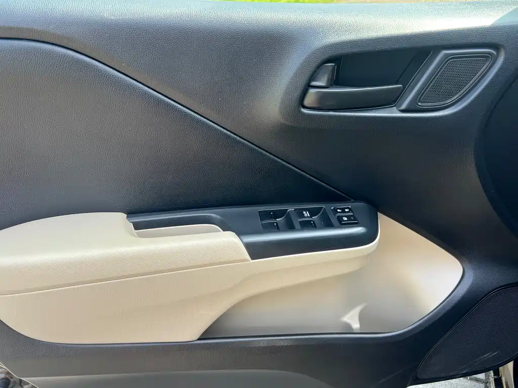 Honda City 2017 — фото 14