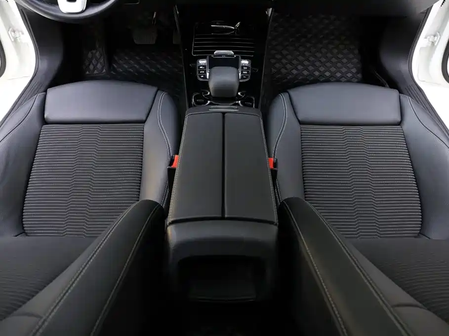 Mercedes-Benz A-Class 2021 — фото 10