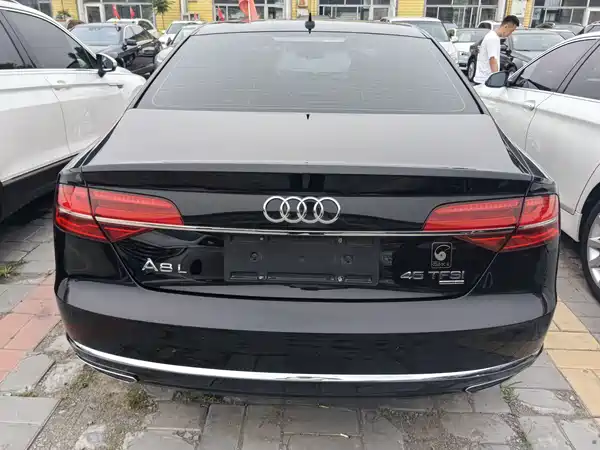Audi A8 2016