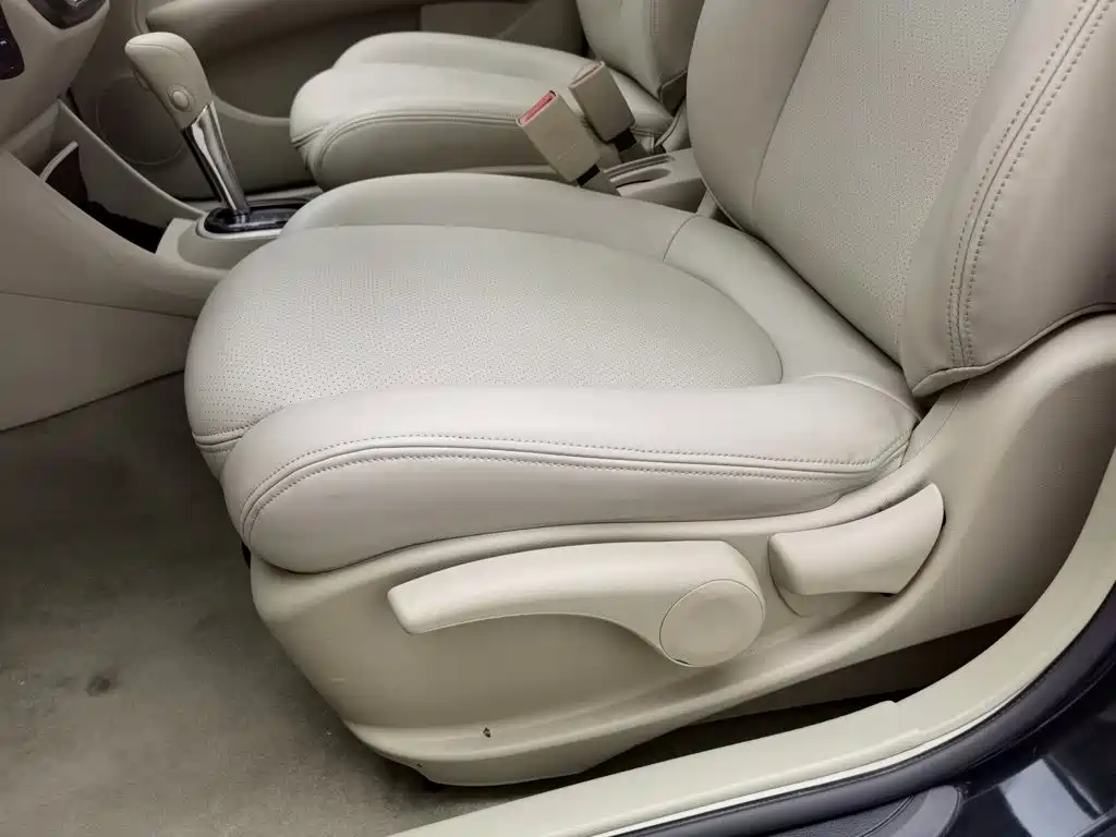 Nissan Sylphy 2018 — фото 20