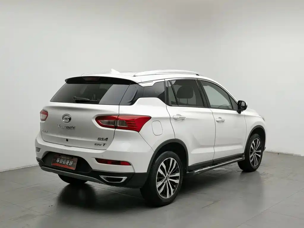 GAC Trumpchi GS4 2017 — фото 2
