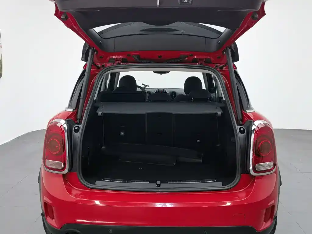 MINI Countryman 2017 — фото 16