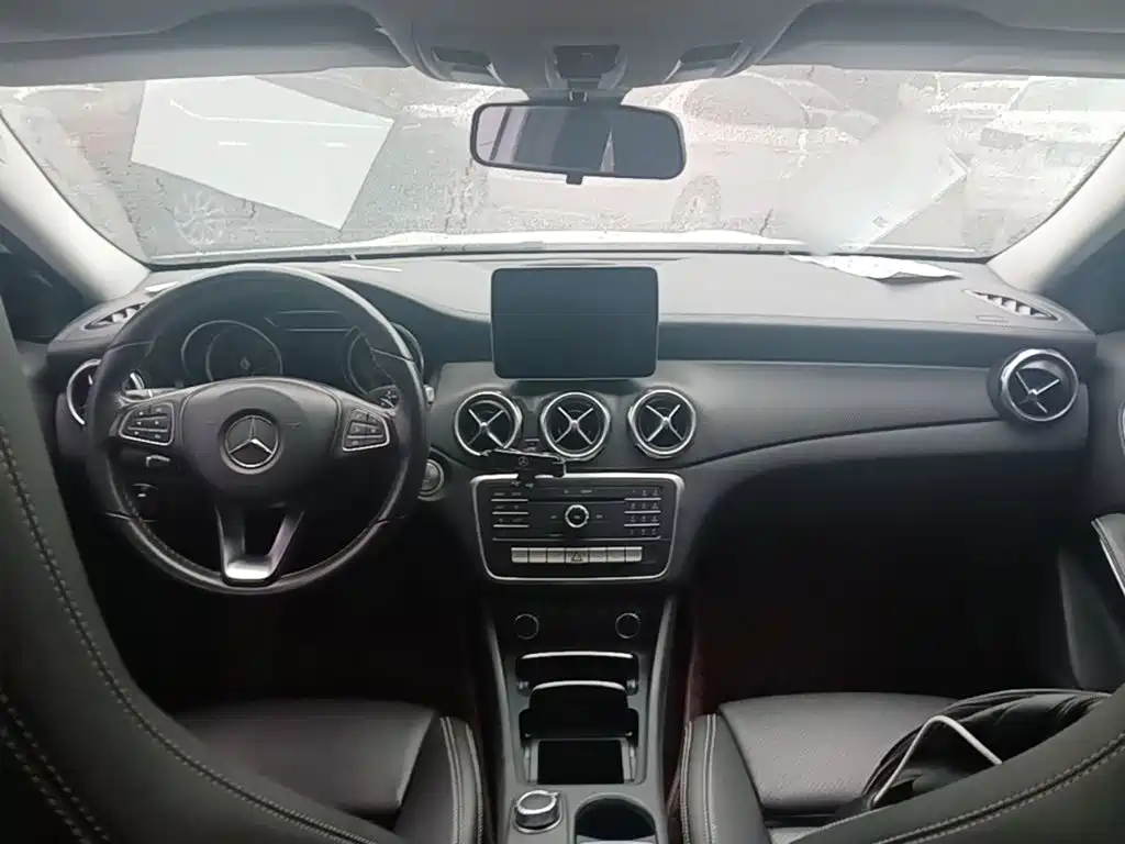Mercedes-Benz GLA 2018 — фото 10