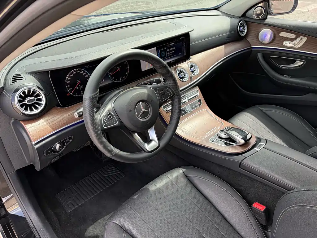 Mercedes-Benz E-Class 2018