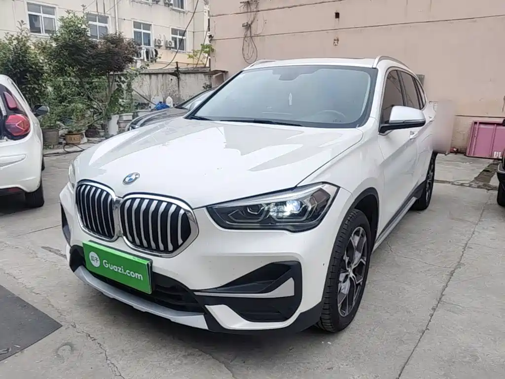 BMW X1 2021 — фото 2